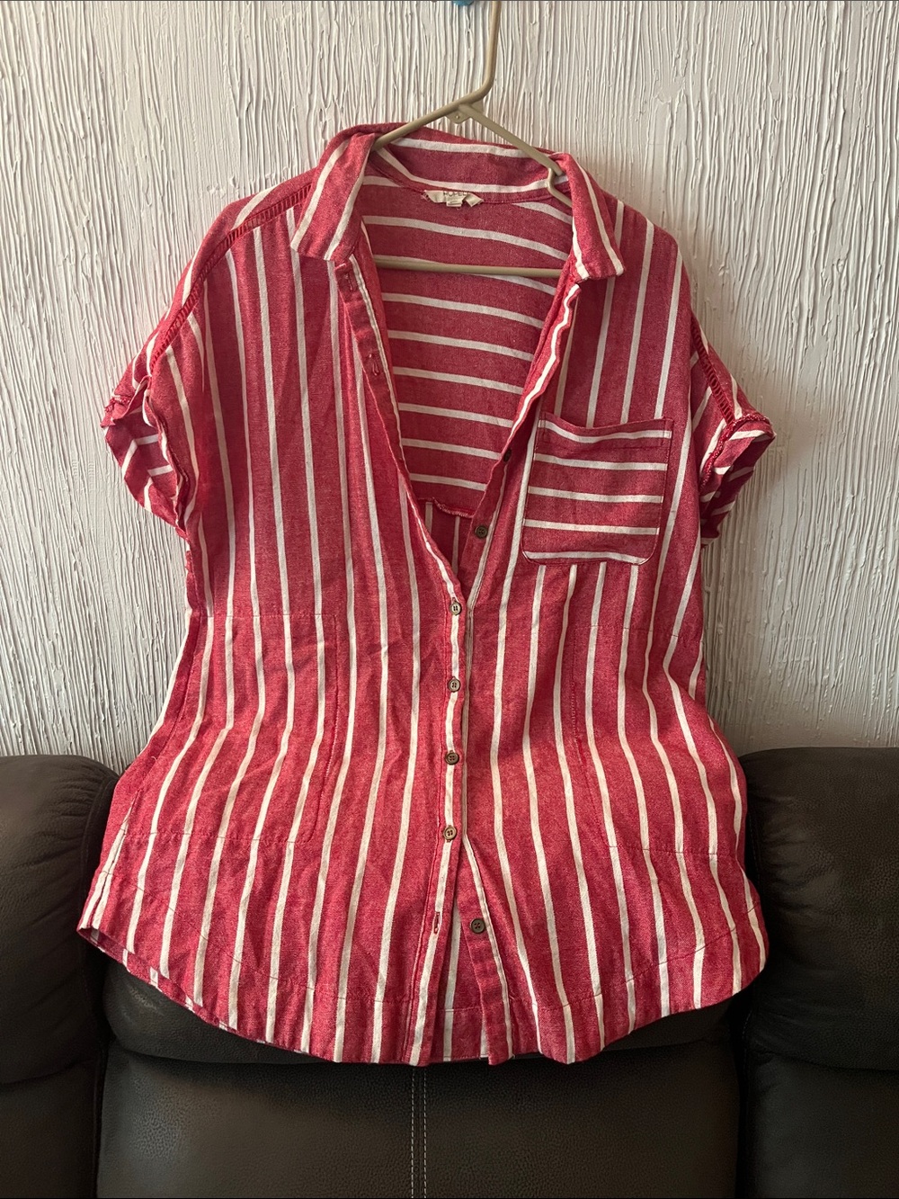 Women’s Red & White Striped Short-Sleeve Button-Down Shirt
